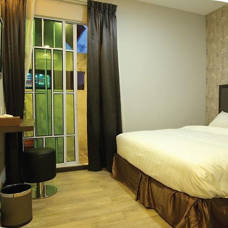 Eatern Hotel Batam Εξωτερικό φωτογραφία