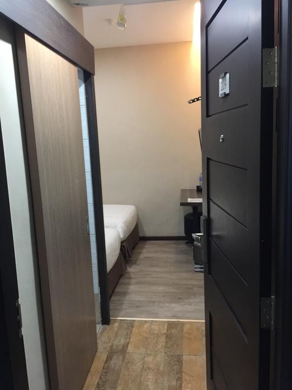 Eatern Hotel Batam Εξωτερικό φωτογραφία