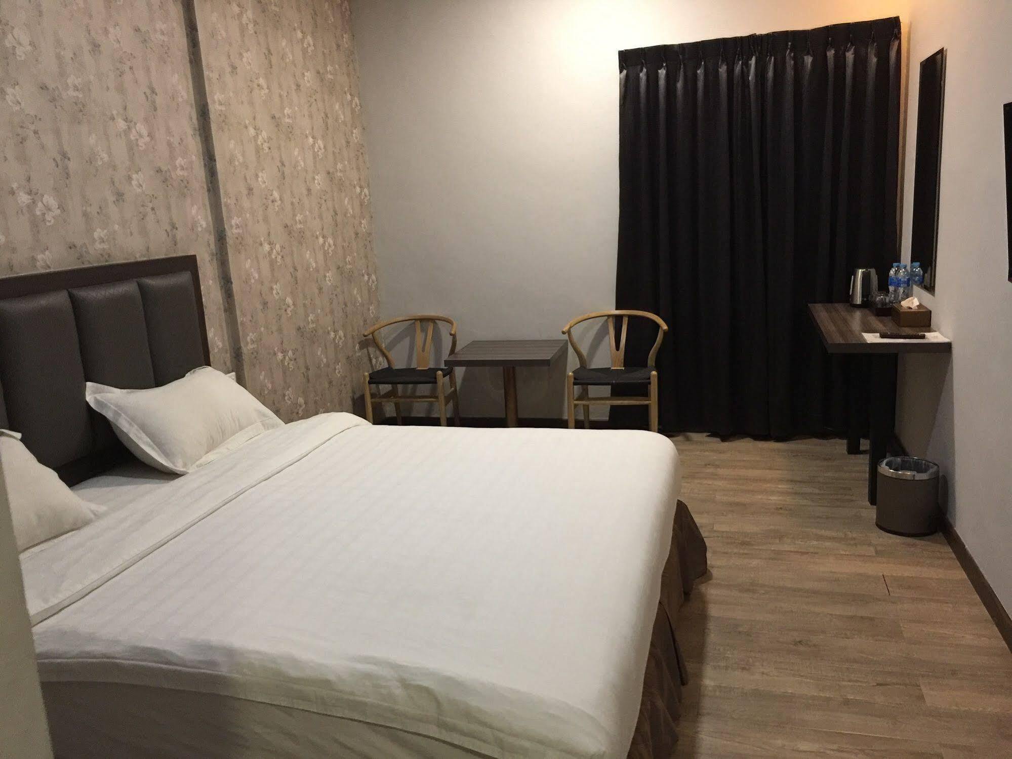 Eatern Hotel Batam Εξωτερικό φωτογραφία